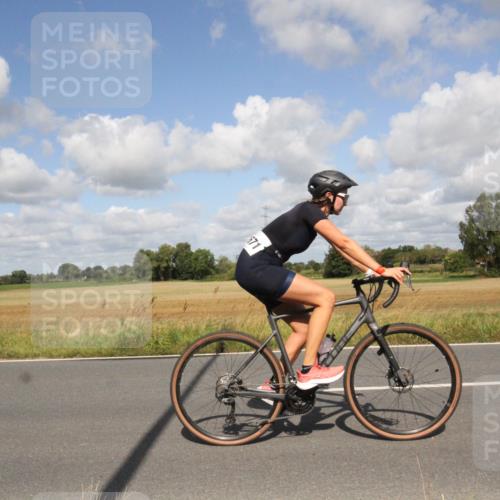 25.08.2024 - Elbe Triathlon Hamburg Fuchs,  Jonas http://msf.ph/oto/6840695 25.08.2024 11:09:58 Radfahren 1562, 1671, 1712, 1670, 1572, 1517, 1508 meine-sportfotos.de