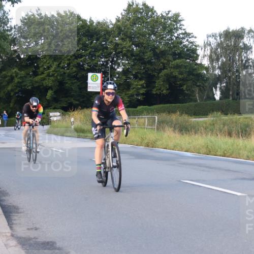 25.08.2024 - Elbe Triathlon Hamburg Fuchs,  Jonas http://msf.ph/oto/6840698 25.08.2024 08:56:50 Radfahren 154, 150, 94, 46 meine-sportfotos.de