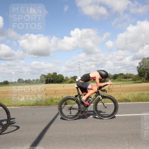 25.08.2024 - Elbe Triathlon Hamburg Fuchs,  Jonas http://msf.ph/oto/6840699 25.08.2024 11:10:01 Radfahren 1671, 1712, 1670, 1572, 1517, 1508 meine-sportfotos.de