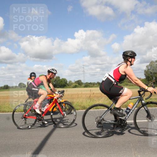 25.08.2024 - Elbe Triathlon Hamburg Fuchs,  Jonas http://msf.ph/oto/6840718 25.08.2024 11:10:02 Radfahren 1671, 1712, 1670, 1572, 1517, 1508 meine-sportfotos.de