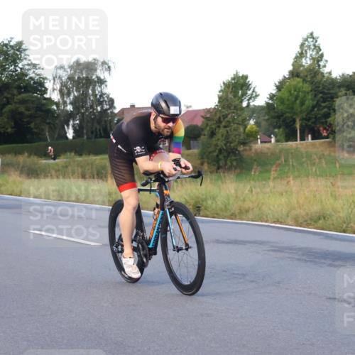 25.08.2024 - Elbe Triathlon Hamburg Fuchs,  Jonas http://msf.ph/oto/6840720 25.08.2024 08:56:51 Radfahren 154, 150, 94, 46 meine-sportfotos.de
