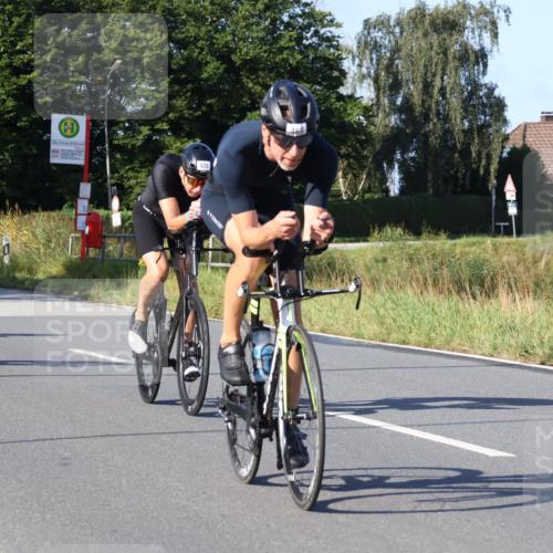 25.08.2024 - Elbe Triathlon Hamburg Fuchs,  Jonas http://msf.ph/oto/6840722 25.08.2024 09:38:52 Radfahren 465, 426, 160, 328, 354 meine-sportfotos.de