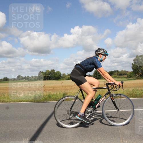 25.08.2024 - Elbe Triathlon Hamburg Fuchs,  Jonas http://msf.ph/oto/6840739 25.08.2024 11:10:12 Radfahren 1655, 1546 meine-sportfotos.de