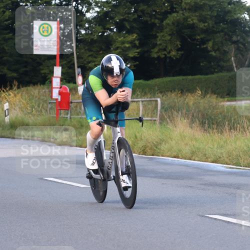 25.08.2024 - Elbe Triathlon Hamburg Fuchs,  Jonas http://msf.ph/oto/6840761 25.08.2024 08:56:55 Radfahren 150, 94, 46, 86 meine-sportfotos.de