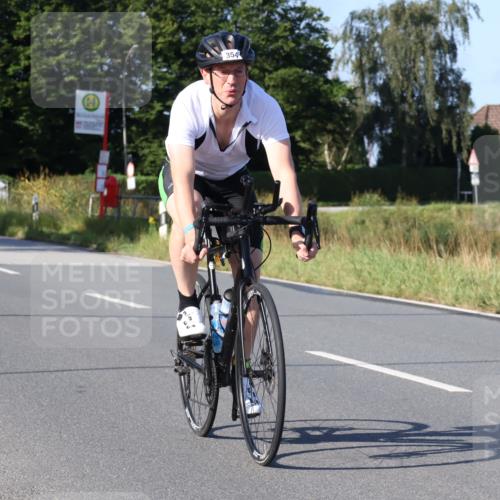 25.08.2024 - Elbe Triathlon Hamburg Fuchs,  Jonas http://msf.ph/oto/6840780 25.08.2024 09:38:57 Radfahren 465, 426, 160, 328, 354, 419 meine-sportfotos.de