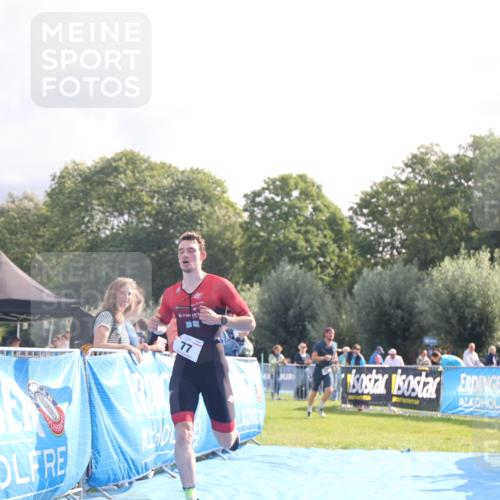 25.08.2024 - Elbe Triathlon Hamburg H.Heesch http://msf.ph/oto/6840783 25.08.2024 10:27:50 Ziel 77, 111 meine-sportfotos.de