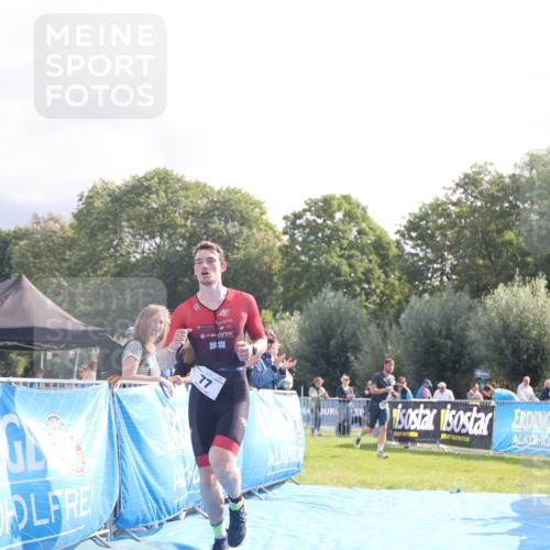 25.08.2024 - Elbe Triathlon Hamburg H.Heesch http://msf.ph/oto/6840809 25.08.2024 10:27:50 Ziel 77, 111 meine-sportfotos.de