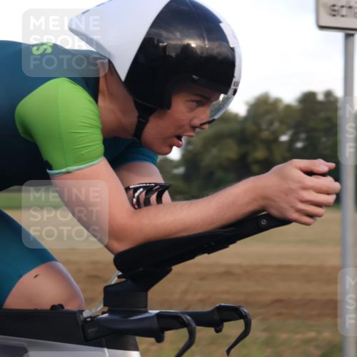 25.08.2024 - Elbe Triathlon Hamburg Fuchs,  Jonas http://msf.ph/oto/6840810 25.08.2024 08:56:57 Radfahren 94, 46, 86 meine-sportfotos.de