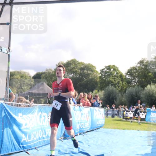 25.08.2024 - Elbe Triathlon Hamburg H.Heesch http://msf.ph/oto/6840851 25.08.2024 10:27:51 Ziel 77 meine-sportfotos.de