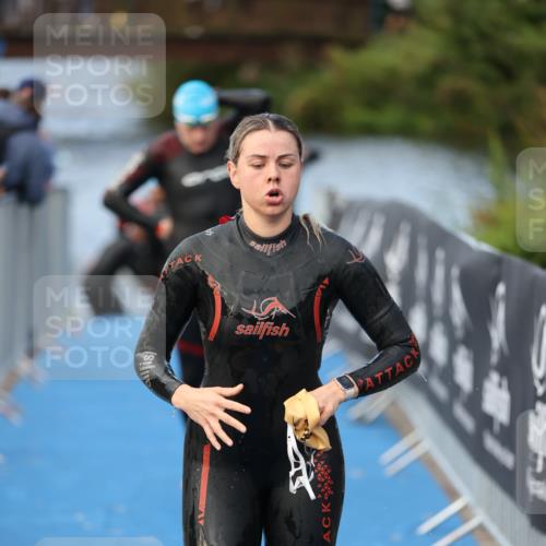 25.08.2024 - Elbe Triathlon Hamburg H.Heesch http://msf.ph/oto/6840885 25.08.2024 08:44:22 Schwimmen 80, 120, 134, 139, 145, 152, 161, 166, 172, 186 meine-sportfotos.de