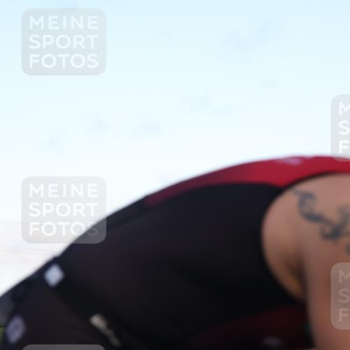 25.08.2024 - Elbe Triathlon Hamburg Fuchs,  Jonas http://msf.ph/oto/6840889 25.08.2024 08:57:02 Radfahren 86 meine-sportfotos.de