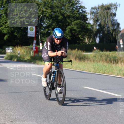 25.08.2024 - Elbe Triathlon Hamburg Fuchs,  Jonas http://msf.ph/oto/6840894 25.08.2024 09:39:07 Radfahren 186, 142, 506, 226, 278 meine-sportfotos.de