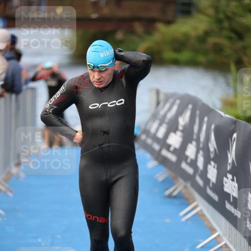 25.08.2024 - Elbe Triathlon Hamburg H.Heesch http://msf.ph/oto/6840927 25.08.2024 08:44:23 Schwimmen 80, 120, 134, 139, 145, 152, 161, 166, 172, 186 meine-sportfotos.de