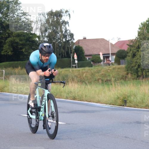 25.08.2024 - Elbe Triathlon Hamburg Fuchs,  Jonas http://msf.ph/oto/6840945 25.08.2024 08:57:10 Radfahren 165, 45, 193, 130 meine-sportfotos.de
