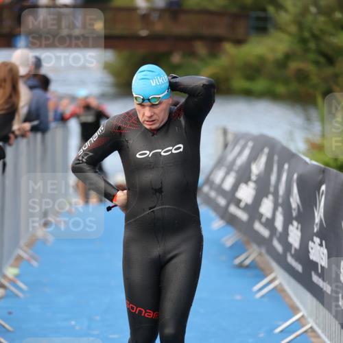 25.08.2024 - Elbe Triathlon Hamburg H.Heesch http://msf.ph/oto/6840953 25.08.2024 08:44:24 Schwimmen 80, 120, 124, 134, 139, 145, 152, 161, 166, 172, 186, 188, 197 meine-sportfotos.de