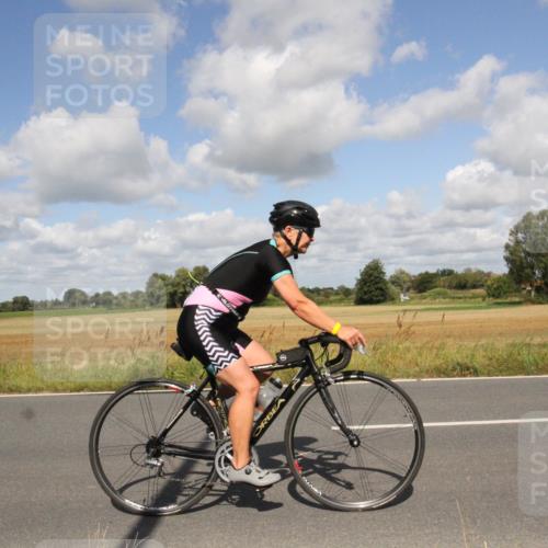 25.08.2024 - Elbe Triathlon Hamburg Fuchs,  Jonas http://msf.ph/oto/6840975 25.08.2024 11:12:39 Radfahren 1563, 1672, 1595, 1590, 1554 meine-sportfotos.de