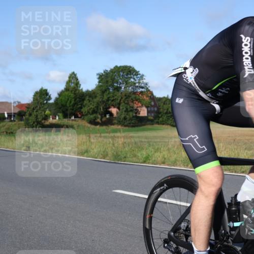 25.08.2024 - Elbe Triathlon Hamburg Fuchs,  Jonas http://msf.ph/oto/6841001 25.08.2024 09:39:13 Radfahren 142, 506, 226, 278, 300, 553, 153 meine-sportfotos.de