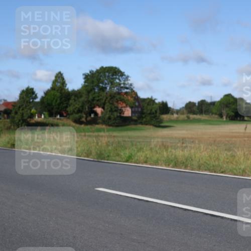 25.08.2024 - Elbe Triathlon Hamburg Fuchs,  Jonas http://msf.ph/oto/6841007 25.08.2024 09:39:13 Radfahren 142, 506, 226, 278, 300, 553, 153 meine-sportfotos.de