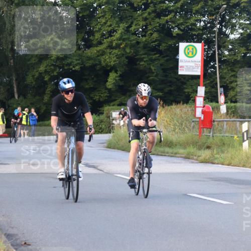 25.08.2024 - Elbe Triathlon Hamburg Fuchs,  Jonas http://msf.ph/oto/6841012 25.08.2024 08:57:15 Radfahren 165, 45, 193, 130, 74, 52 meine-sportfotos.de