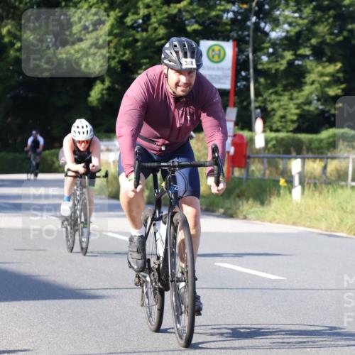 25.08.2024 - Elbe Triathlon Hamburg Fuchs,  Jonas http://msf.ph/oto/6841019 25.08.2024 09:39:16 Radfahren 506, 226, 278, 300, 553, 153, 534, 248 meine-sportfotos.de