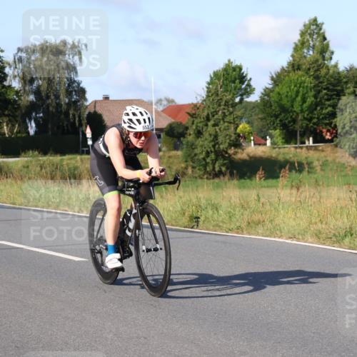 25.08.2024 - Elbe Triathlon Hamburg Fuchs,  Jonas http://msf.ph/oto/6841056 25.08.2024 09:39:17 Radfahren 226, 278, 300, 553, 153, 534, 248 meine-sportfotos.de