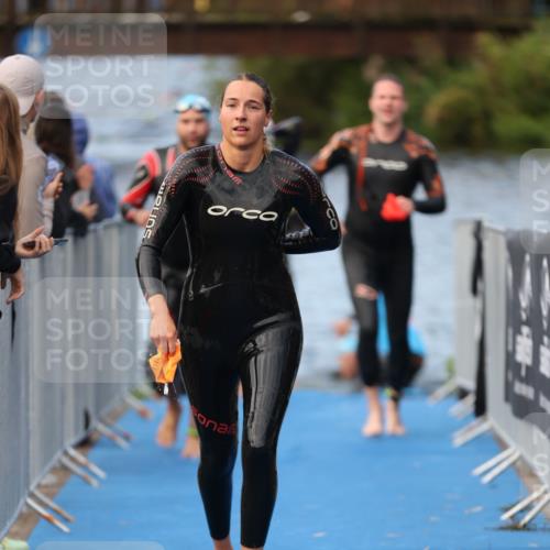 25.08.2024 - Elbe Triathlon Hamburg H.Heesch http://msf.ph/oto/6841067 25.08.2024 08:44:28 Schwimmen 80, 120, 124, 134, 139, 145, 152, 161, 166, 172, 186, 188, 197 meine-sportfotos.de