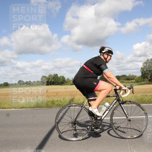 25.08.2024 - Elbe Triathlon Hamburg Fuchs,  Jonas http://msf.ph/oto/6841068 25.08.2024 11:13:19 Radfahren 1545, 1585 meine-sportfotos.de