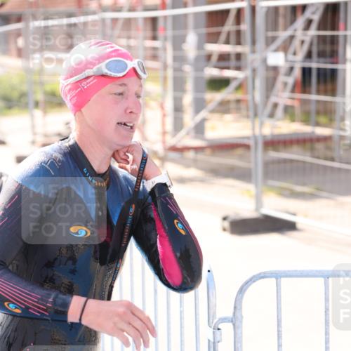 25.08.2024 - Elbe Triathlon Hamburg H.Heesch http://msf.ph/oto/6841071 25.08.2024 14:33:32 Schwimmen  meine-sportfotos.de