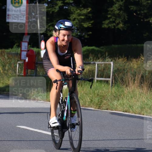 25.08.2024 - Elbe Triathlon Hamburg Fuchs,  Jonas http://msf.ph/oto/6841075 25.08.2024 09:39:19 Radfahren 300, 553, 153, 534, 248, 267, 347 meine-sportfotos.de