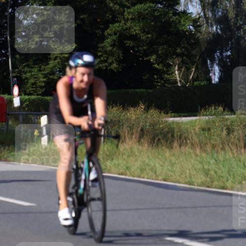 25.08.2024 - Elbe Triathlon Hamburg Fuchs,  Jonas http://msf.ph/oto/6841081 25.08.2024 09:39:19 Radfahren 300, 553, 153, 534, 248, 267, 347 meine-sportfotos.de