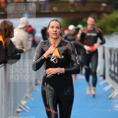 25.08.2024 - Elbe Triathlon Hamburg H.Heesch http://msf.ph/oto/6841092 25.08.2024 08:44:30 Schwimmen 80, 120, 124, 134, 139, 145, 152, 161, 166, 186, 188, 197 meine-sportfotos.de