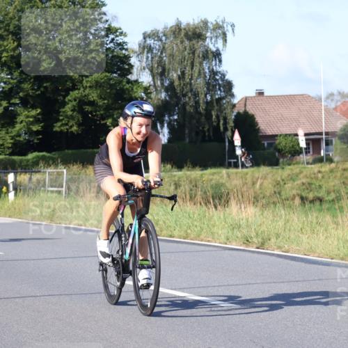 25.08.2024 - Elbe Triathlon Hamburg Fuchs,  Jonas http://msf.ph/oto/6841095 25.08.2024 09:39:19 Radfahren 300, 553, 153, 534, 248, 267, 347 meine-sportfotos.de