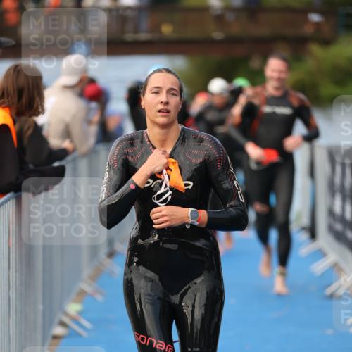 25.08.2024 - Elbe Triathlon Hamburg H.Heesch http://msf.ph/oto/6841097 25.08.2024 08:44:30 Schwimmen 80, 120, 124, 134, 139, 145, 152, 161, 166, 186, 188, 197 meine-sportfotos.de