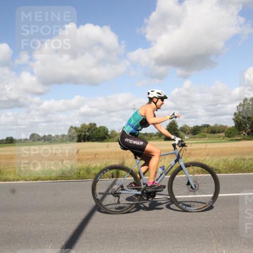 25.08.2024 - Elbe Triathlon Hamburg Fuchs,  Jonas http://msf.ph/oto/6841112 25.08.2024 11:14:16 Radfahren 1523, 1486 meine-sportfotos.de