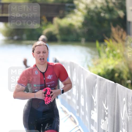25.08.2024 - Elbe Triathlon Hamburg H.Heesch http://msf.ph/oto/6841144 25.08.2024 14:33:52 Schwimmen  meine-sportfotos.de