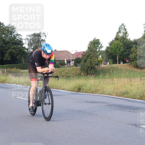 25.08.2024 - Elbe Triathlon Hamburg Fuchs,  Jonas http://msf.ph/oto/6841172 25.08.2024 08:57:21 Radfahren 193, 130, 74, 52, 61, 194, 138 meine-sportfotos.de