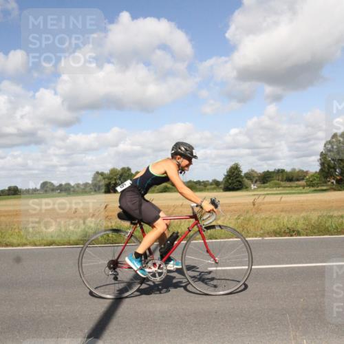 25.08.2024 - Elbe Triathlon Hamburg Fuchs,  Jonas http://msf.ph/oto/6841179 25.08.2024 11:14:47 Radfahren 1643, 1506 meine-sportfotos.de