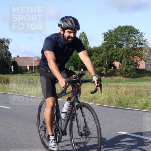 25.08.2024 - Elbe Triathlon Hamburg Fuchs,  Jonas http://msf.ph/oto/6841180 25.08.2024 09:39:24 Radfahren 153, 534, 248, 267, 347, 463 meine-sportfotos.de