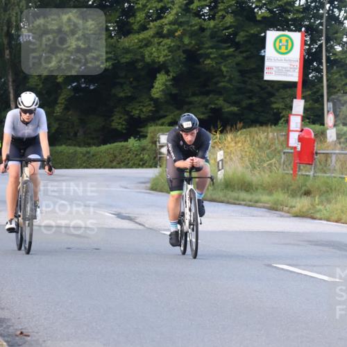 25.08.2024 - Elbe Triathlon Hamburg Fuchs,  Jonas http://msf.ph/oto/6841238 25.08.2024 08:57:26 Radfahren 52, 61, 194, 138 meine-sportfotos.de