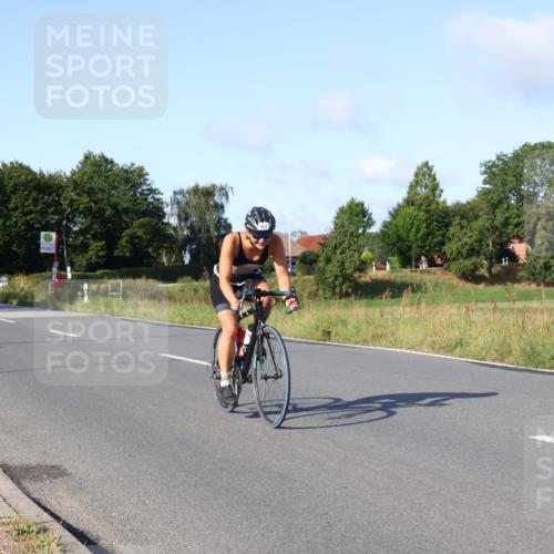 25.08.2024 - Elbe Triathlon Hamburg Fuchs,  Jonas http://msf.ph/oto/6841246 25.08.2024 09:39:27 Radfahren 248, 267, 347, 463, 327 meine-sportfotos.de