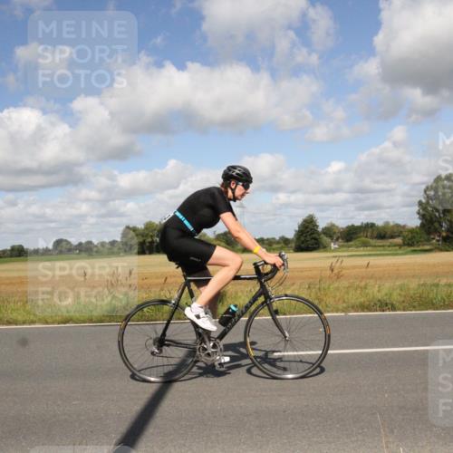 25.08.2024 - Elbe Triathlon Hamburg Fuchs,  Jonas http://msf.ph/oto/6841251 25.08.2024 11:15:39 Radfahren 1509, 1513 meine-sportfotos.de