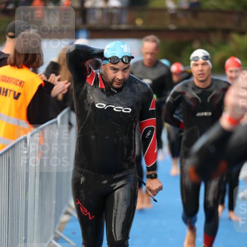 25.08.2024 - Elbe Triathlon Hamburg H.Heesch http://msf.ph/oto/6841272 25.08.2024 08:44:35 Schwimmen 80, 120, 124, 134, 145, 152, 161, 166, 186, 188, 197 meine-sportfotos.de