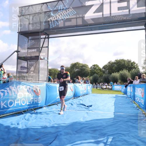 25.08.2024 - Elbe Triathlon Hamburg H.Heesch http://msf.ph/oto/6841323 25.08.2024 10:28:20 Ziel 52, 54 meine-sportfotos.de