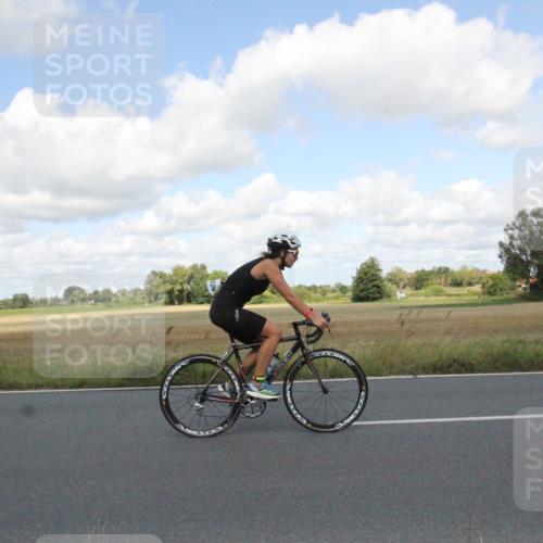 25.08.2024 - Elbe Triathlon Hamburg Fuchs,  Jonas http://msf.ph/oto/6841327 25.08.2024 11:17:07 Radfahren 1714, 1658, 1580 meine-sportfotos.de