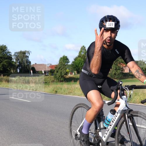 25.08.2024 - Elbe Triathlon Hamburg Fuchs,  Jonas http://msf.ph/oto/6841369 25.08.2024 09:39:33 Radfahren 463, 327, 1850, 295 meine-sportfotos.de