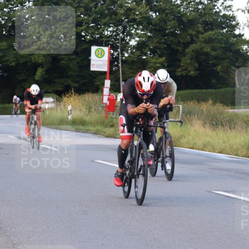 25.08.2024 - Elbe Triathlon Hamburg Fuchs,  Jonas http://msf.ph/oto/6841391 25.08.2024 08:57:37 Radfahren 58, 97, 185, 126 meine-sportfotos.de