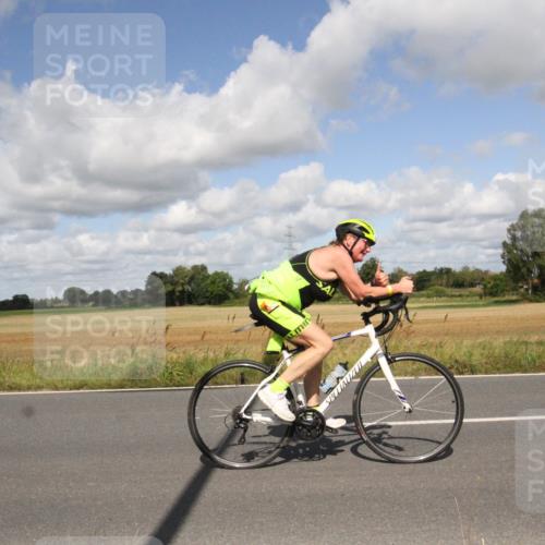 25.08.2024 - Elbe Triathlon Hamburg Fuchs,  Jonas http://msf.ph/oto/6841413 25.08.2024 11:18:04 Radfahren 1594, 1710, 1637 meine-sportfotos.de
