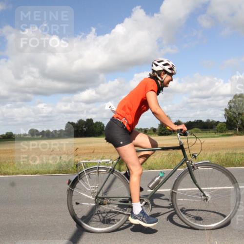 25.08.2024 - Elbe Triathlon Hamburg Fuchs,  Jonas http://msf.ph/oto/6841445 25.08.2024 11:18:31 Radfahren 1485, 1644 meine-sportfotos.de