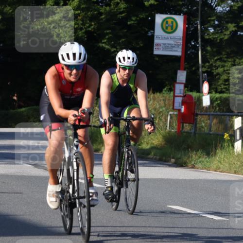 25.08.2024 - Elbe Triathlon Hamburg Fuchs,  Jonas http://msf.ph/oto/6841475 25.08.2024 09:39:48 Radfahren 338, 93, 122, 237, 414, 117, 283 meine-sportfotos.de
