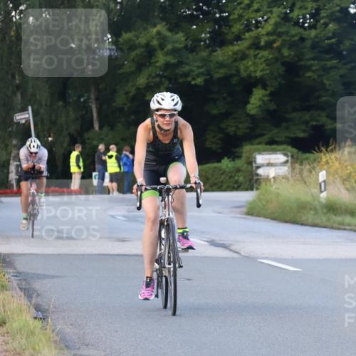 25.08.2024 - Elbe Triathlon Hamburg Fuchs,  Jonas http://msf.ph/oto/6841483 25.08.2024 08:57:42 Radfahren 58, 97, 185, 126, 147 meine-sportfotos.de